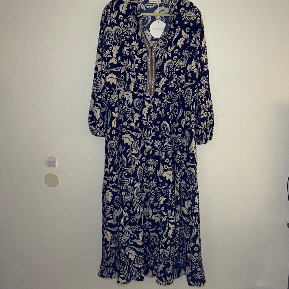 Rusttydustty 3XL Navy and Cream Printed maxi dress